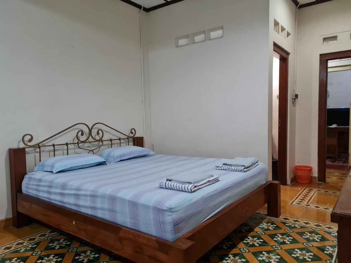 Omah Pitoe Yogya Homestay Yogyakarta Exterior photo