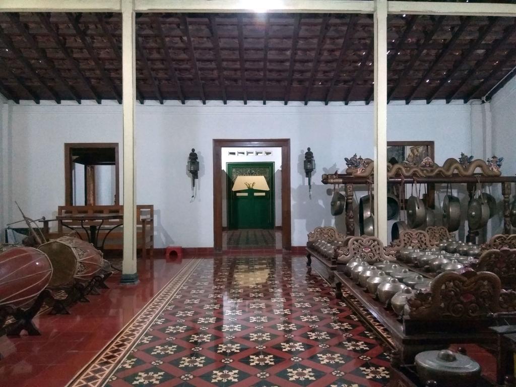 Omah Pitoe Yogya Homestay Yogyakarta Exterior photo